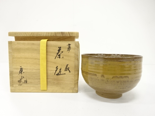JAPANESE TEA CEREMONY / TAKATORI WARE TEA BOWL CHAWAN / ARTISAN WORK